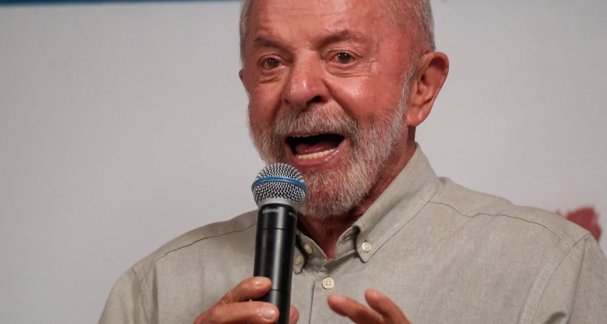 Lula aceita proposta de Flávio para quebra de sigilo bancário