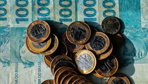 Mercado eleva previsão da inflação para 5,22% em 2026
