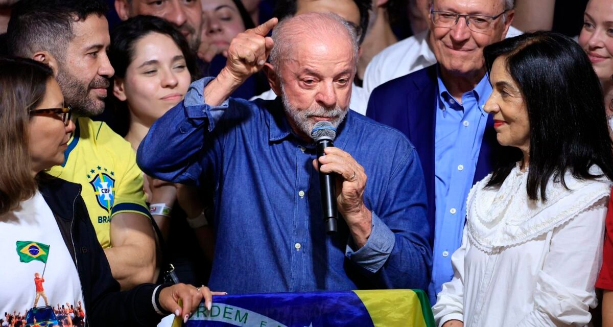 Motta e Alcolumbre, líderes do Congresso Nacional, parabenizam Lula
