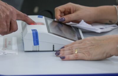No DF, urnas fecham antes de informação sobre prorrogação chegar