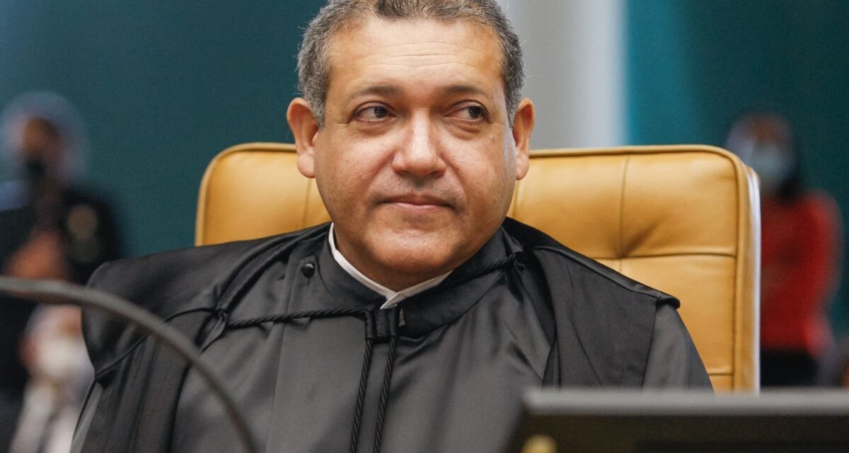Nunes Marques suspende novos posts e seguidores no Exército do Lula 