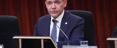 Nunes Marques suspende postagens ilegais contra campanha de Lula