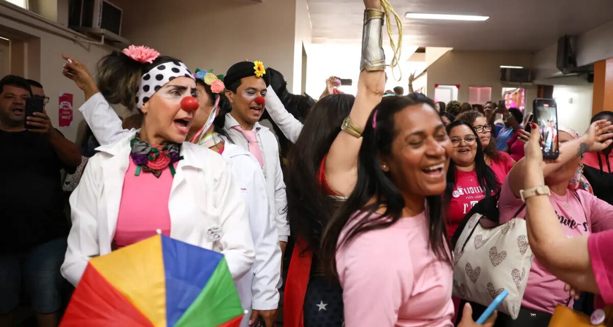 Outubro Rosa: tratamento termina, mas medo do câncer pode permanecer