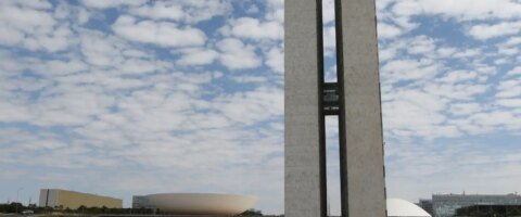 Perfil mais conservador deve mudar agenda do Congresso, diz professor