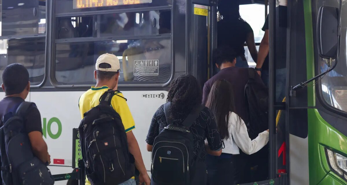 Prefeituras e estados devem garantir transporte gratuito no 2° turno