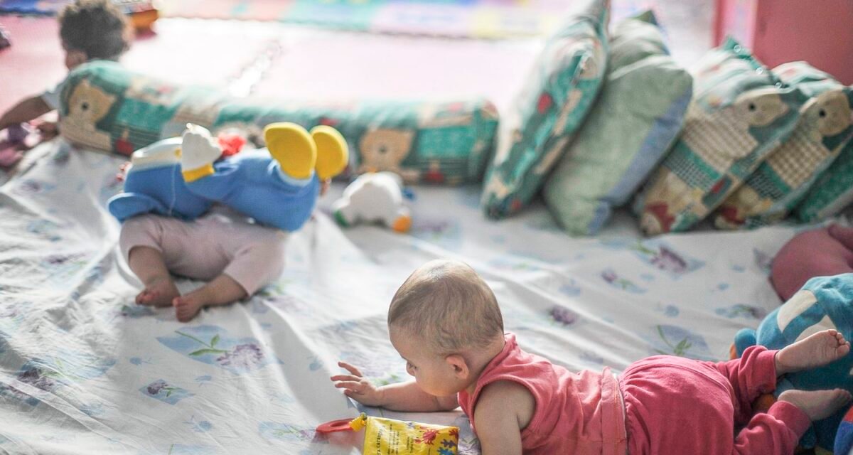 Quedas: mais de 330 mil crianças foram internadas no Brasil em 10 anos