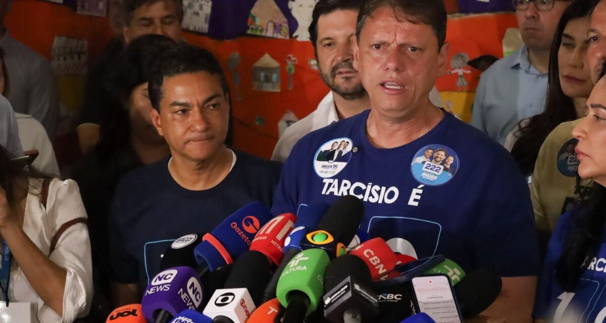 Reeleito em SP, Tarcísio promete mais entregas para o próximo mandato