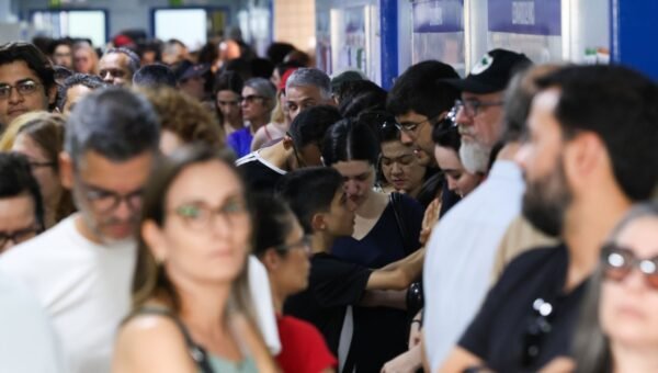 Renovação da Câmara federal chegou a 35%; veja nova composição da Casa