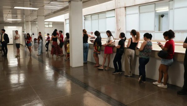 Segundo turno: saiba como consultar local de votação para domingo