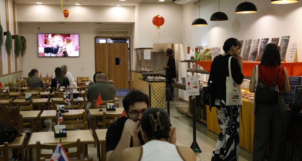 Setor de serviços cai 0,1% de julho para agosto, mostra IBGE
