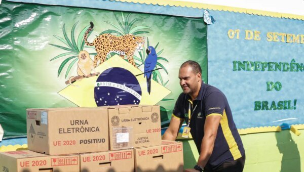 Solicitou voto em trânsito? Saiba como verificar onde votar