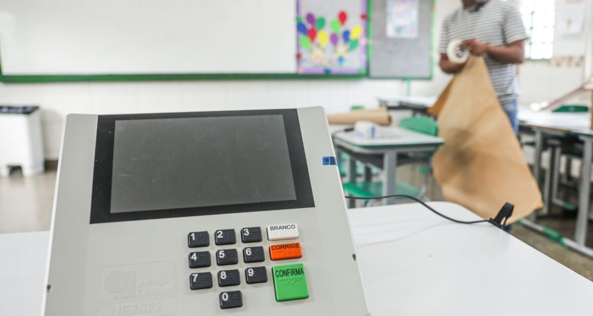 TRE-SP substitui 52 urnas que apresentaram problemas no estado