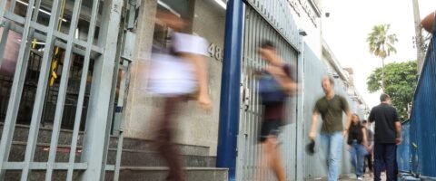 Termina neste domingo prazo escolher idioma da prova do Enem 2026