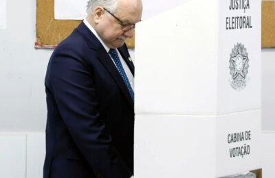 Vontade das urnas precisa ser respeitada, afirma Fachin após votar