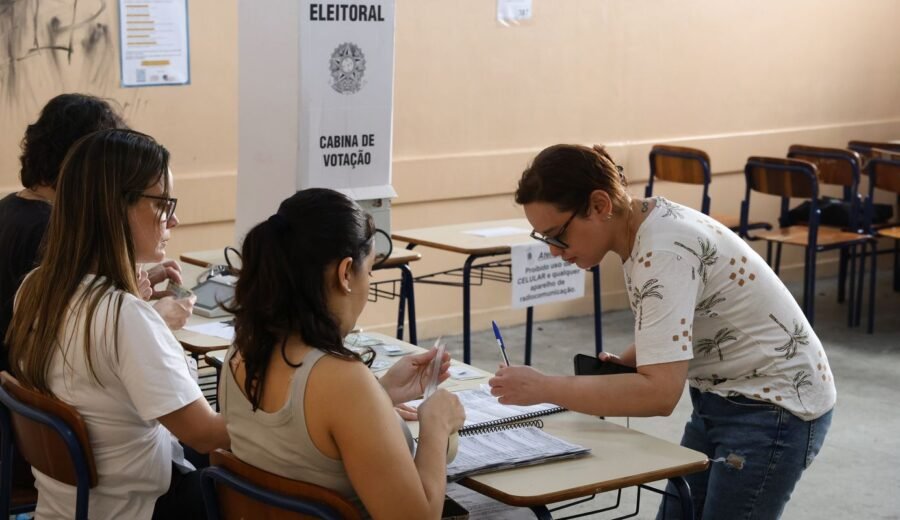 Votação em SP registra índice de abstenção de 22,5% no primeiro turno