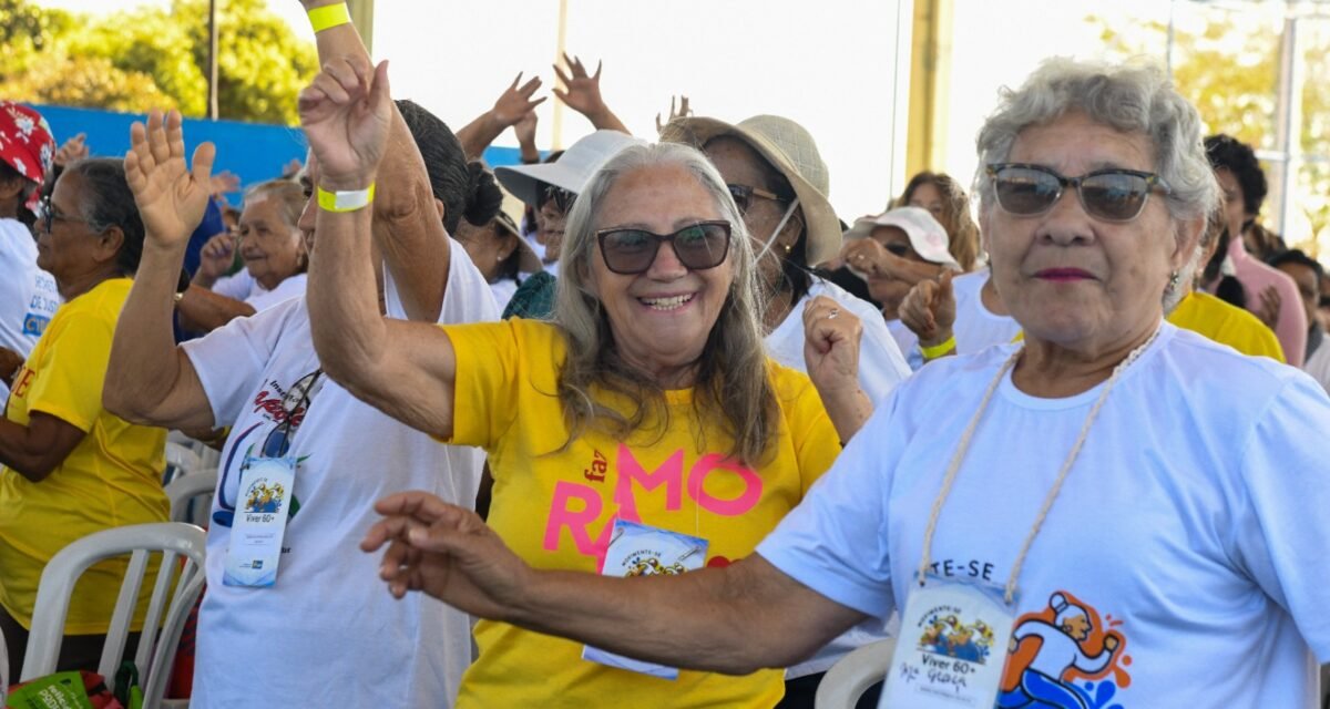 Pessoas idosas participam de atividades do Projeto Viver 60+ no Distrito Federal